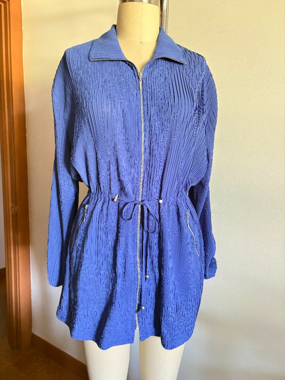 Chico’s Travelers Periwinkle Blue Accordion Pleated Drawstring Zip Jacket